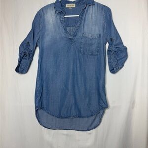 Cloth & Stone Chambray Shirt Size XS